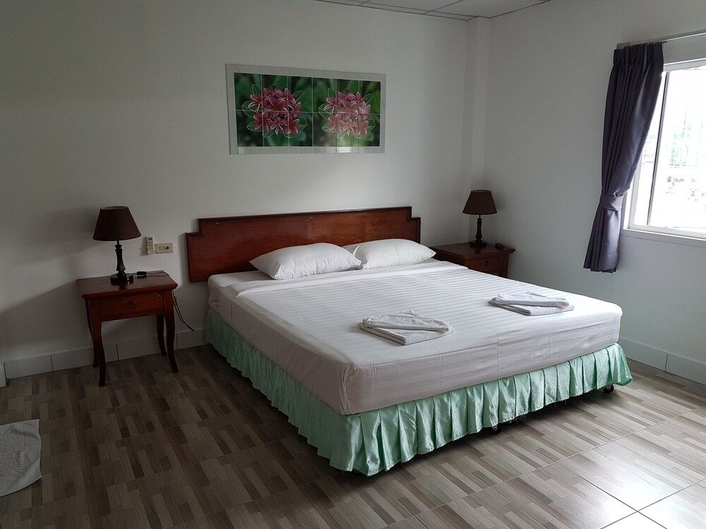 undefined Welcome Inn Hotel Karon Beach Double Room From Only 600 Baht 10