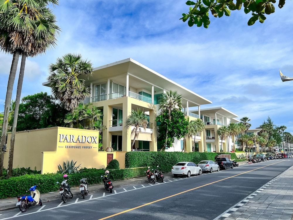 undefined Paradox Residence 8