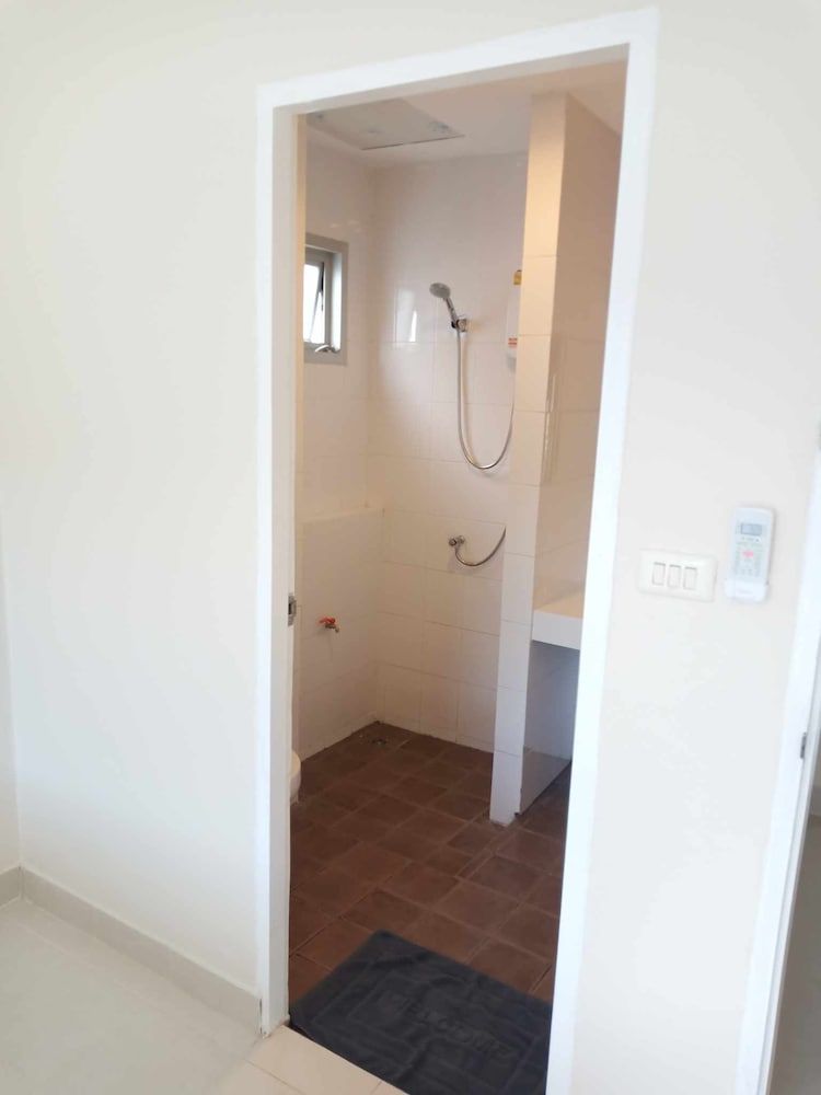 LaXenia Deluxe Double Room 5