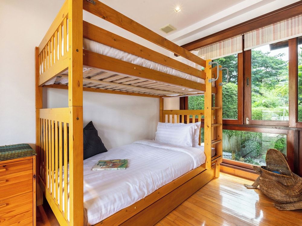 undefined Infinity View by Elite Havens