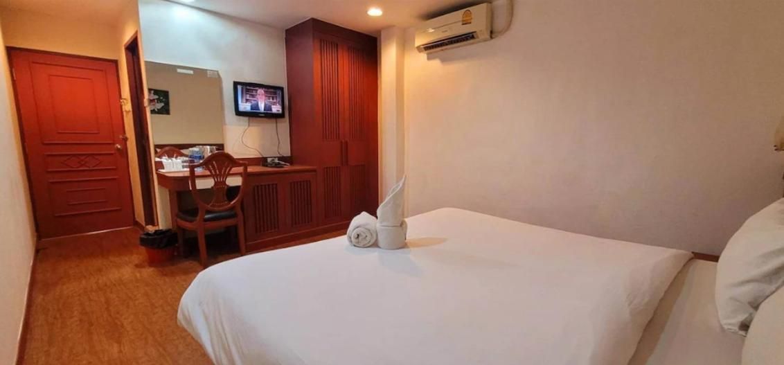 undefined Neptuna Kata Hotel 4