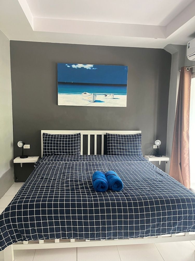 KARON STUDIO APARTMENT Superior Room 2