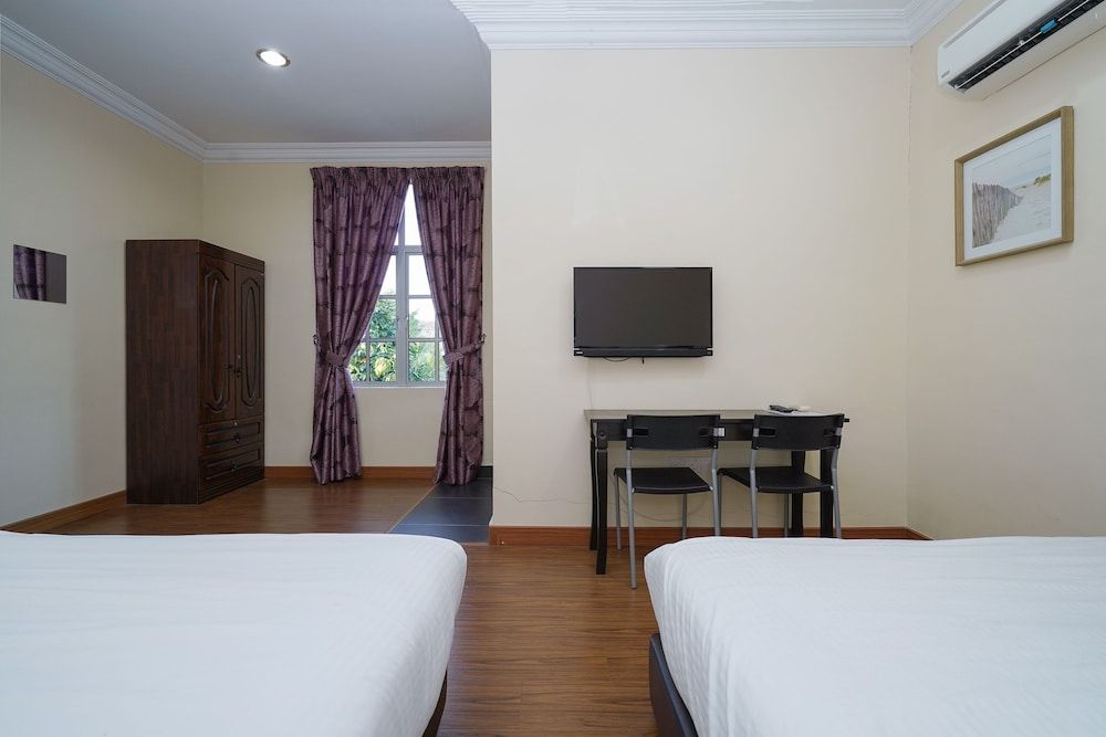 Super OYO 90009 Bangi Sri Minang Guesthouse Family Suite