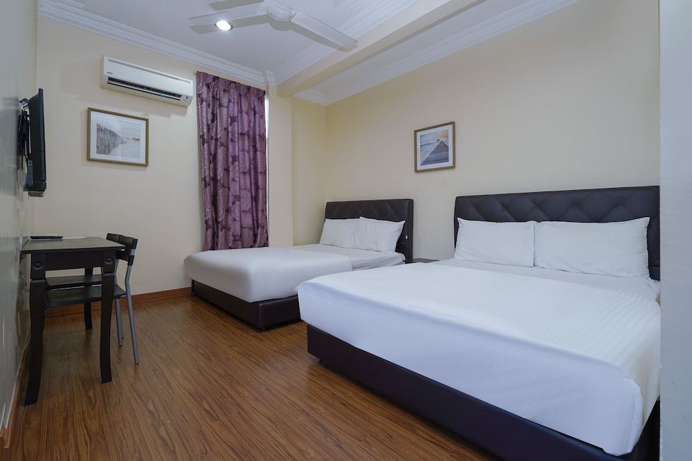 Super OYO 90009 Bangi Sri Minang Guesthouse Family Suite 5