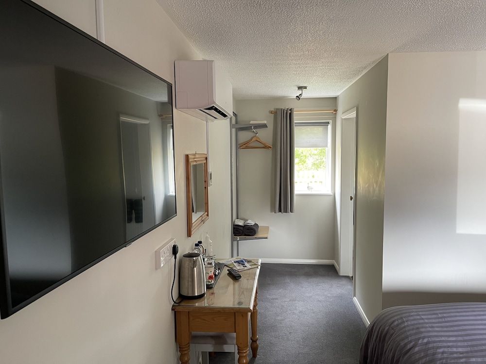 Village Limits Bed & Breakfast Accommodation Comfort Double Room 2