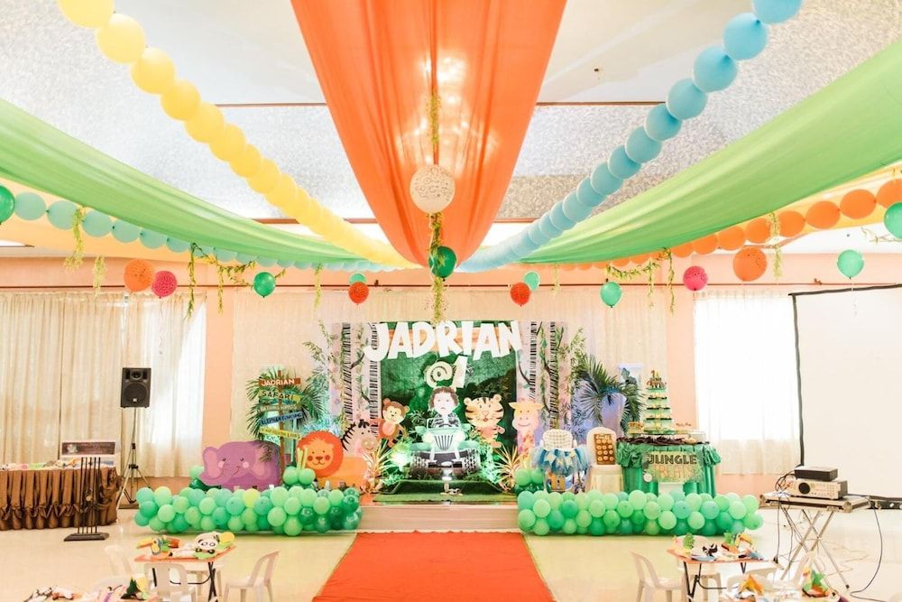 undefined A&A Plaza Hotel 10