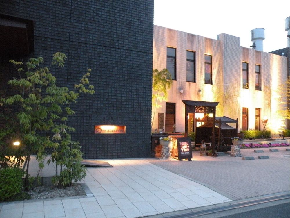 Hotel Allamanda