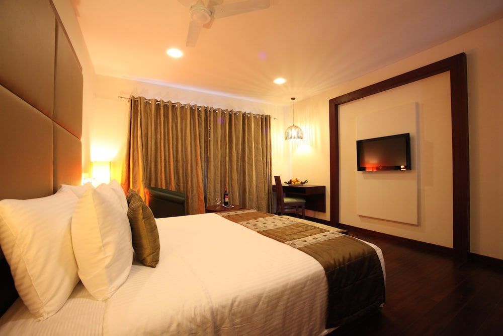 Sterling Ooty Fern Hill Classic Room 2