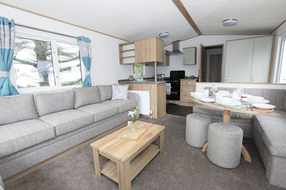 6 Berth Luxury Caravan Marina View