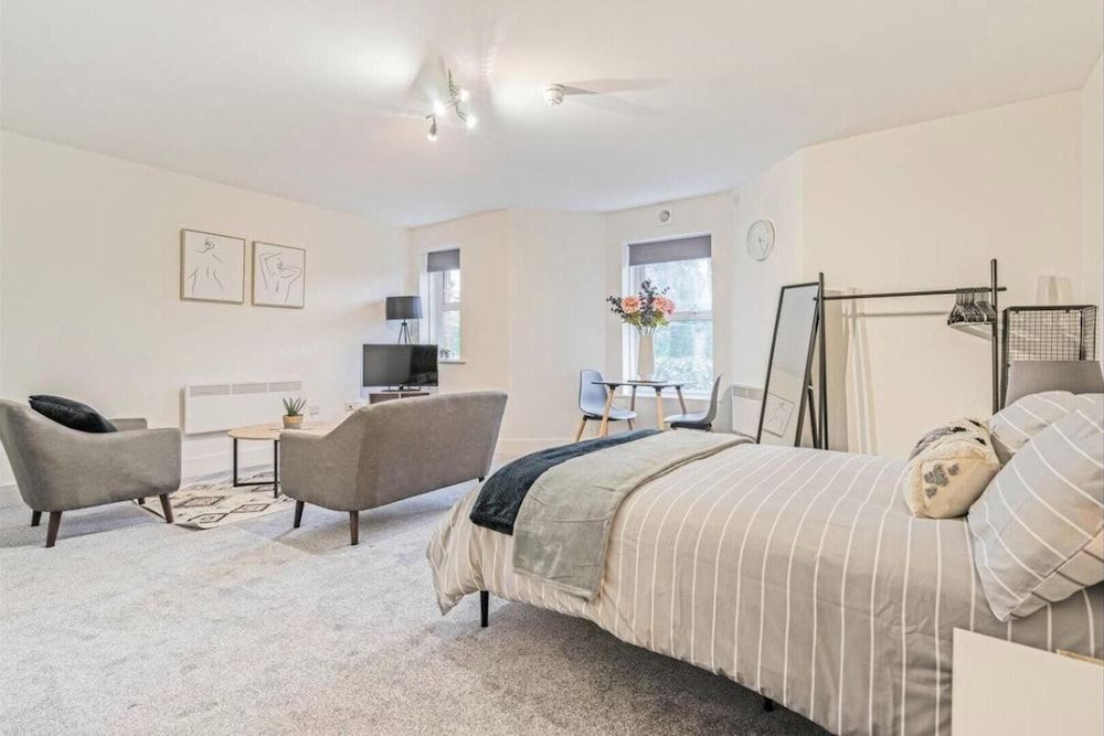 Studio, 1 Queen Bed