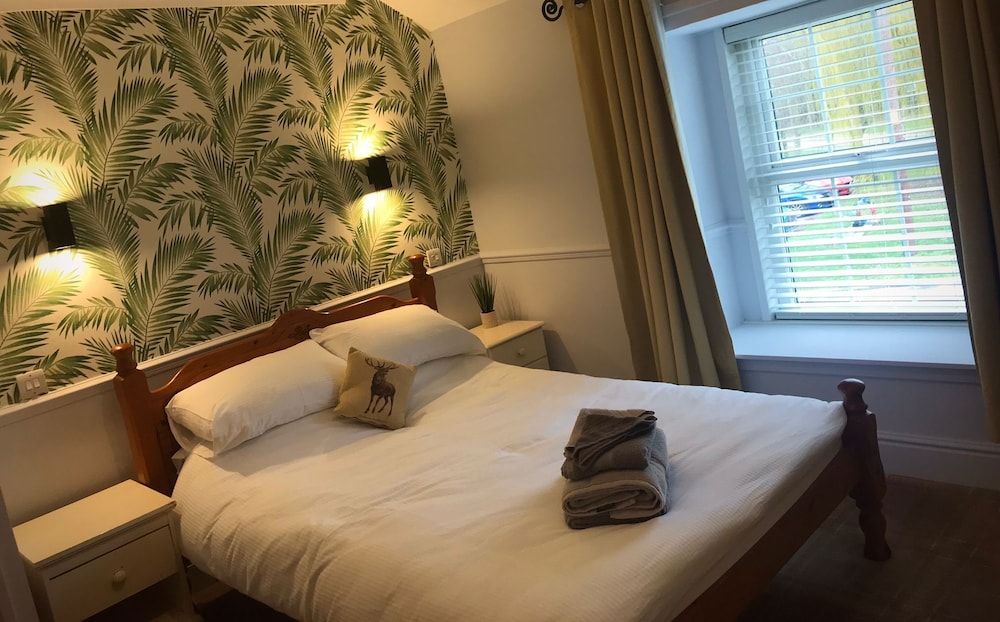 Red Lion Coaching Inn Basic Double Room 2