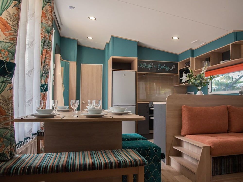 Burst of Blue 7 Berth (5+2)