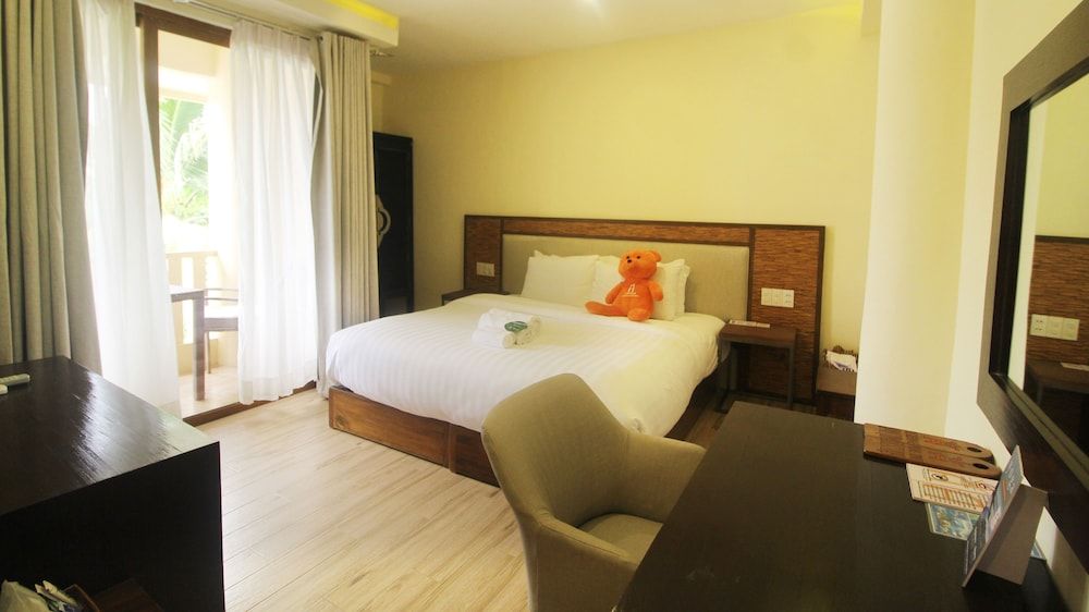 undefined Ambassador In Paradise Resort 4