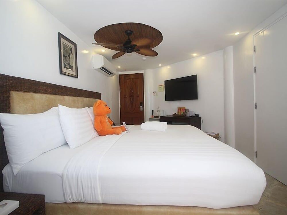 undefined Ambassador In Paradise Resort 4
