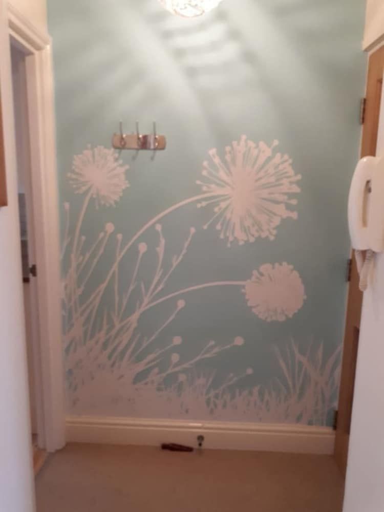 Hollies and Ilfracombe Harbour View House 16