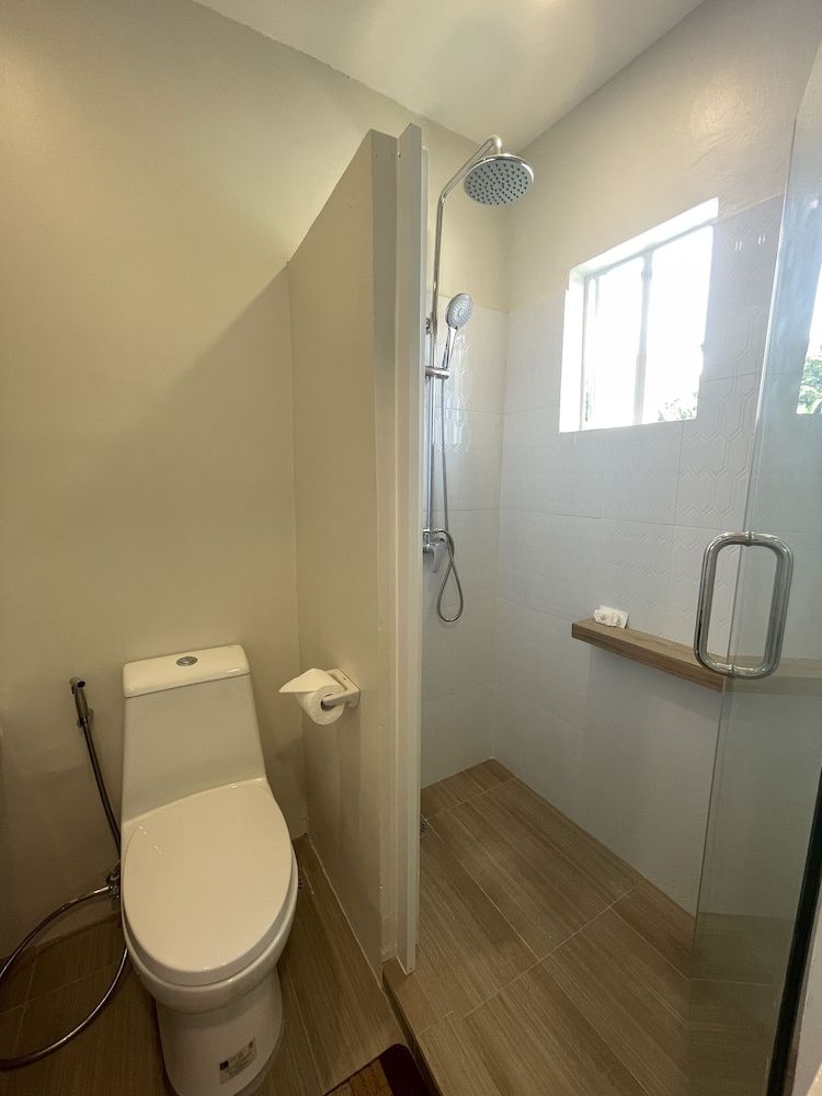 Red Knight Gardens Suite, 3 Bedrooms 8