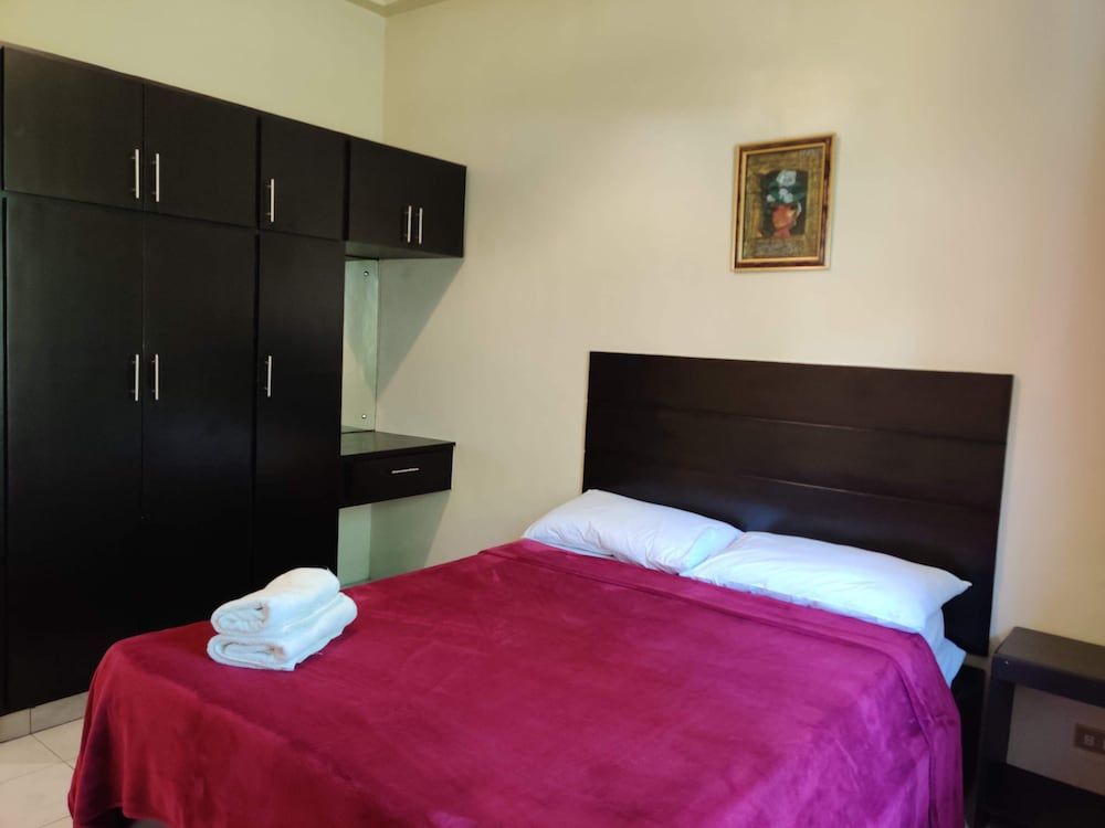 Red Knight Gardens Standard Apartment, 2 Bedrooms 3