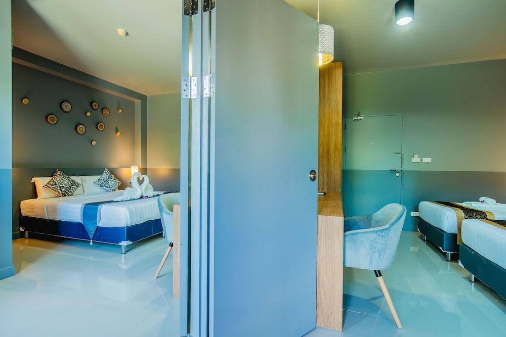 The Rubber Hotel Phuket Superior Family Connecting 8