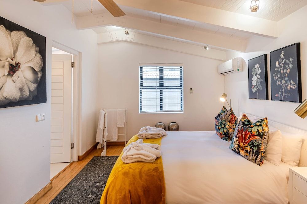Apartment 5