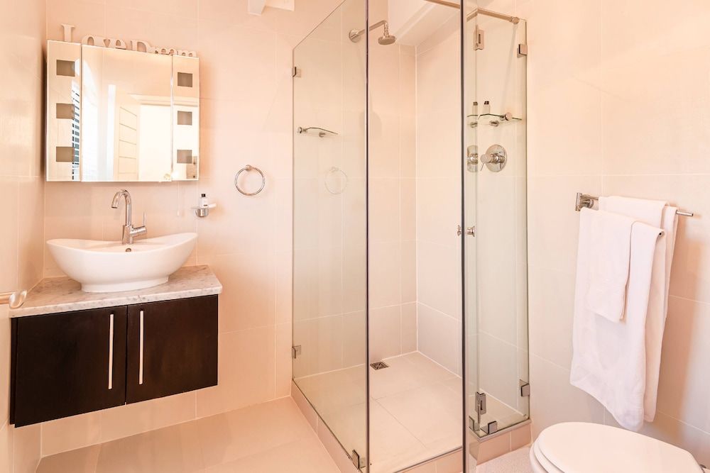 The Ivy Apartments Apartment 7 4