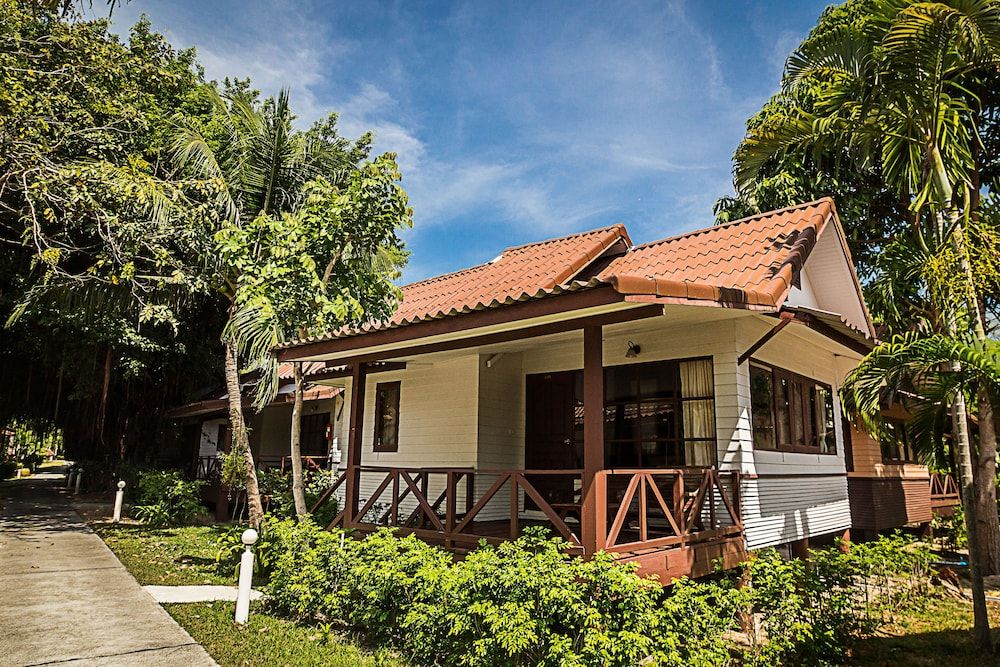 undefined Coco Palm Beach Resort 2