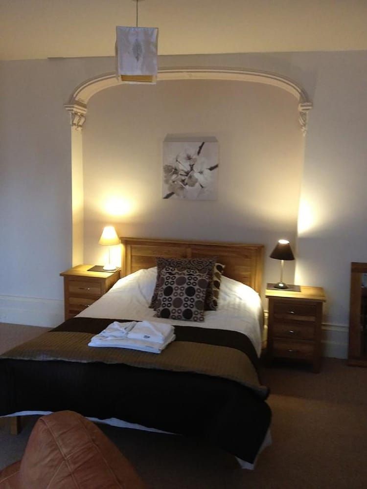 Basic Double Room