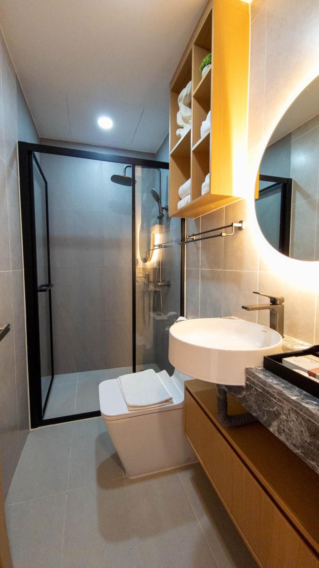 undefined Silver Mounts Hotel 7