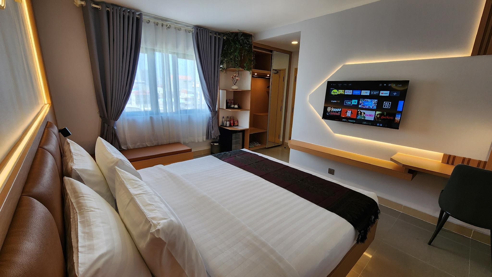 undefined Silver Mounts Hotel 4