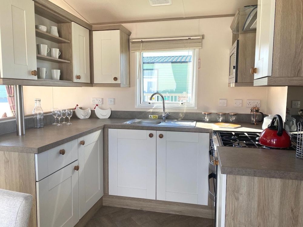 Mobile Home, Private Bathroom, Partial Sea View