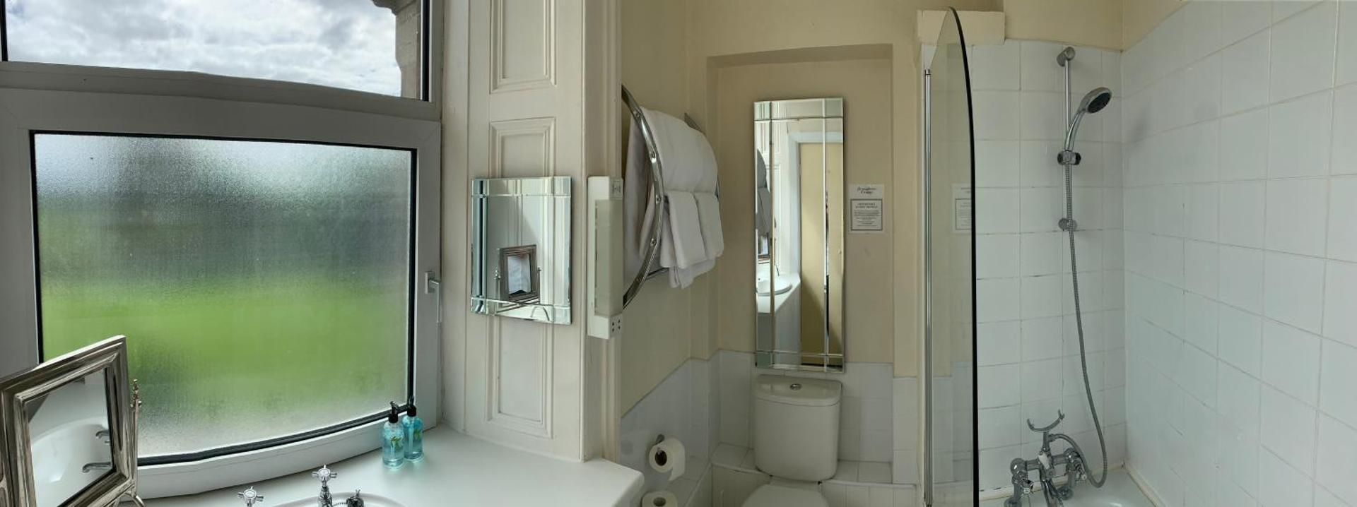 Broughton Craggs Hotel Double Room with Garden View 3