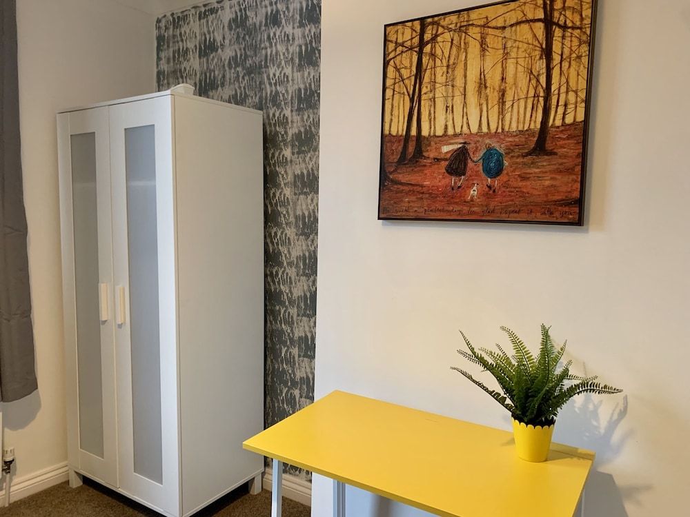 Gordon House House, 4 Bedrooms 4