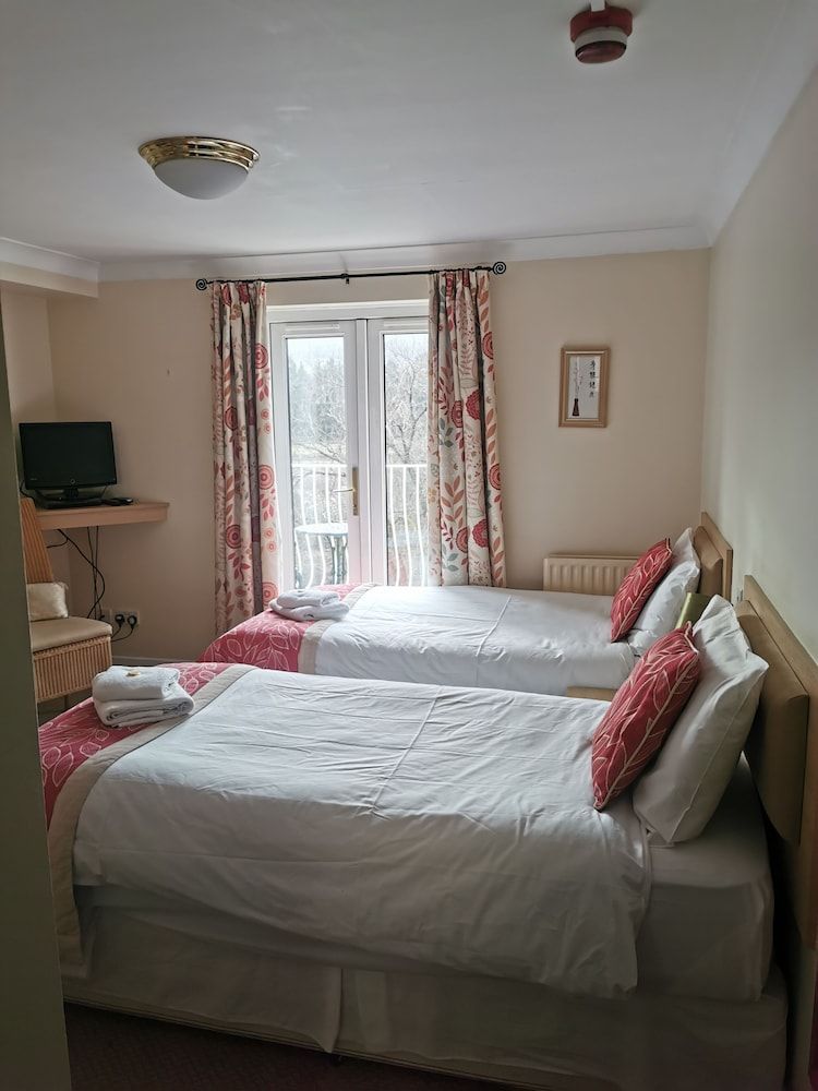 Twin room with Balcony
