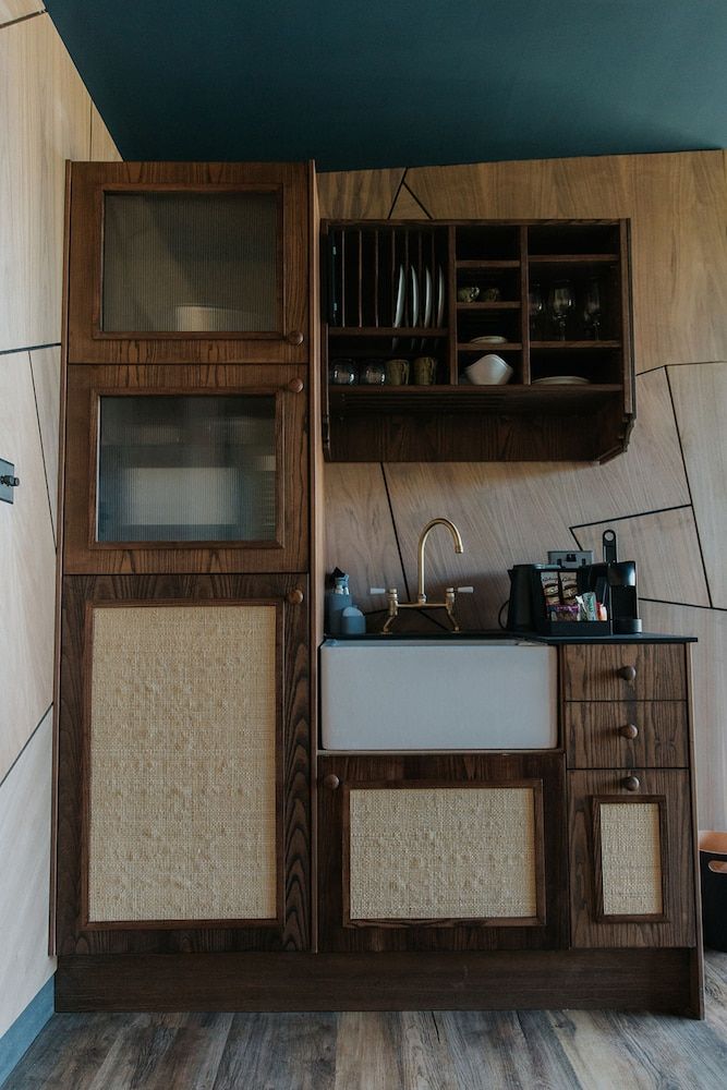 The Garden Rooms Ultimate 8