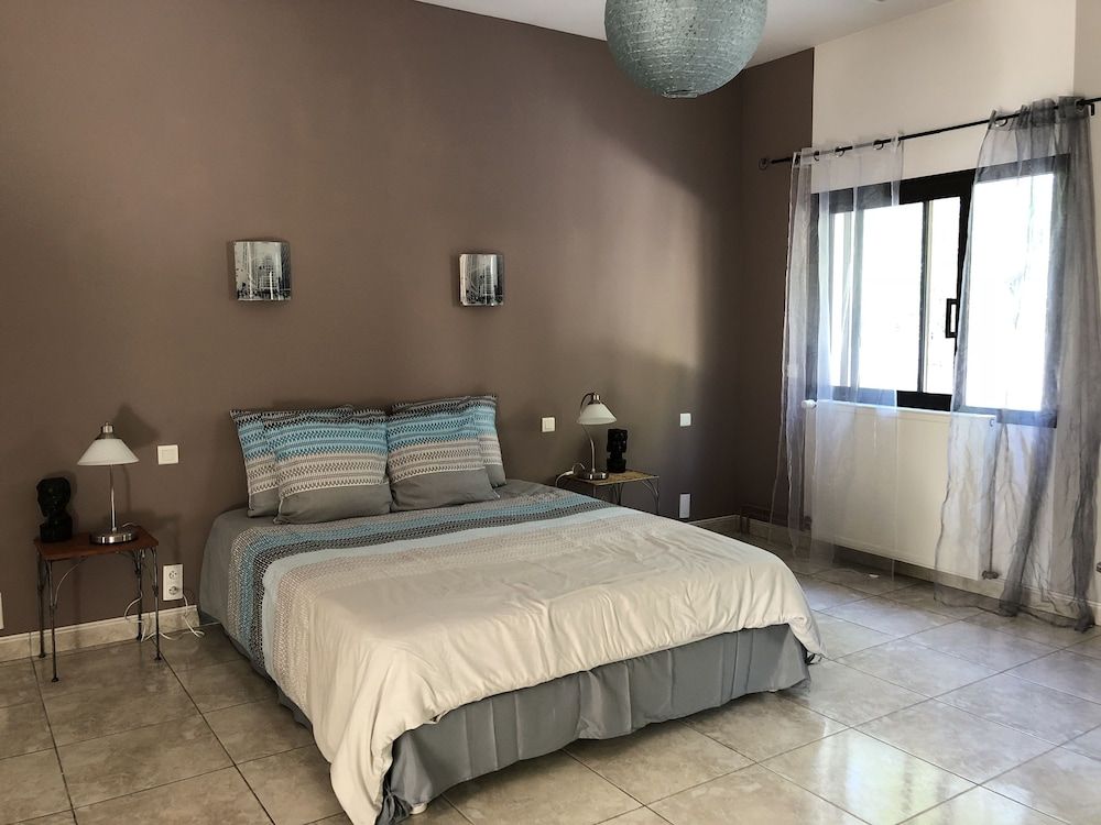 Standard Double Room (Chambre 2)