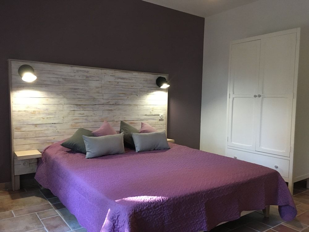 Superior Double Room, Private Bathroom, Pool View