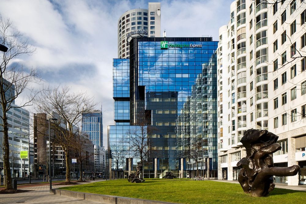 Holiday Inn Express Rotterdam - Central Station by IHG