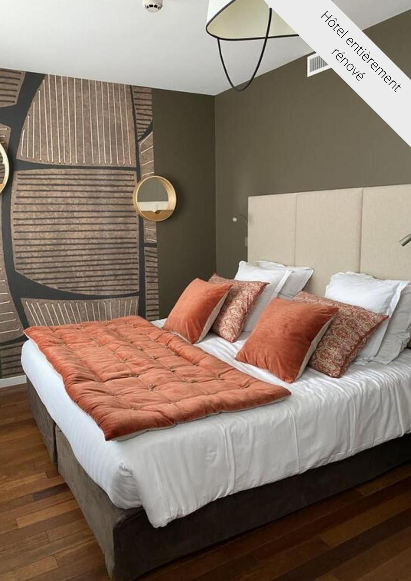 Deluxe Suite with Terrace - Garden View