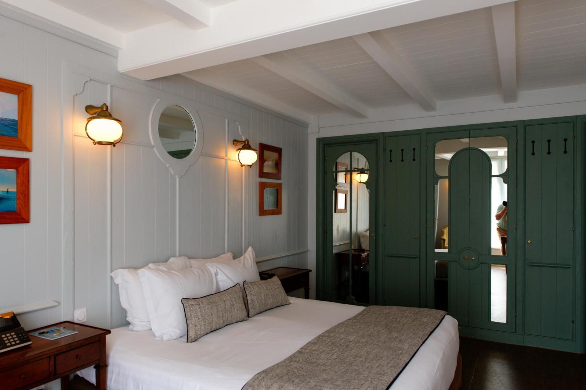 Le Richelieu Suite with Patio
