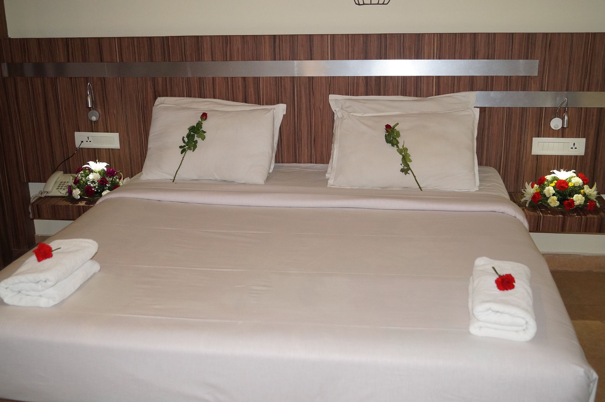 Vinayaga Inn by Poppys - Ooty Vinayaga superior. 2