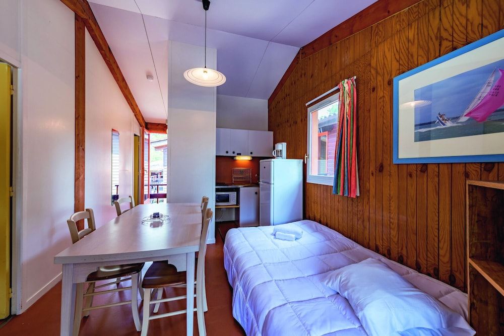 Club Cabin, 2 Bedrooms