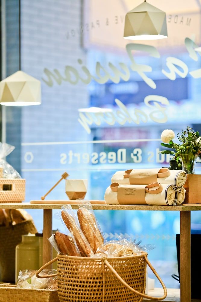 Coffee Shop