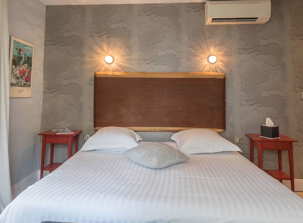 Hôtel Cosmopolitain Room