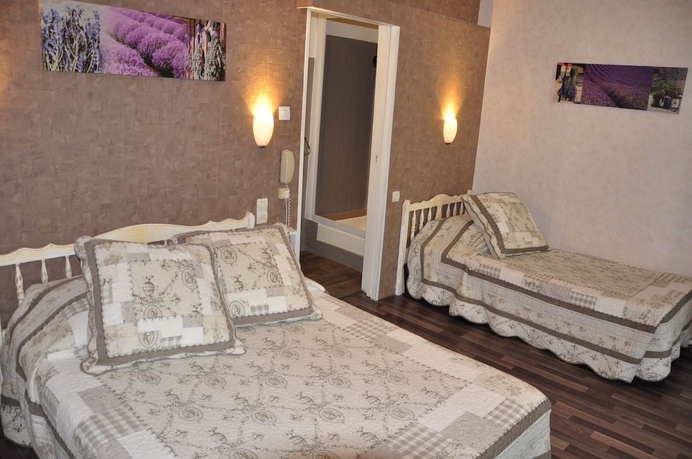 Hôtel Select Superior Triple Room (avec Climatisation)