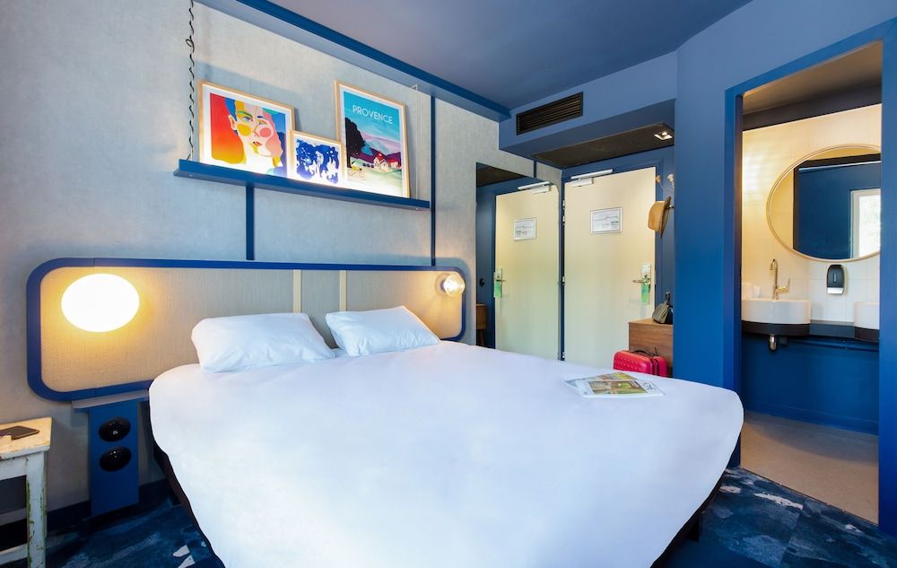 Greet Hotel Salon De Provence Double Room, 1 Double Bed (POP Room) 2