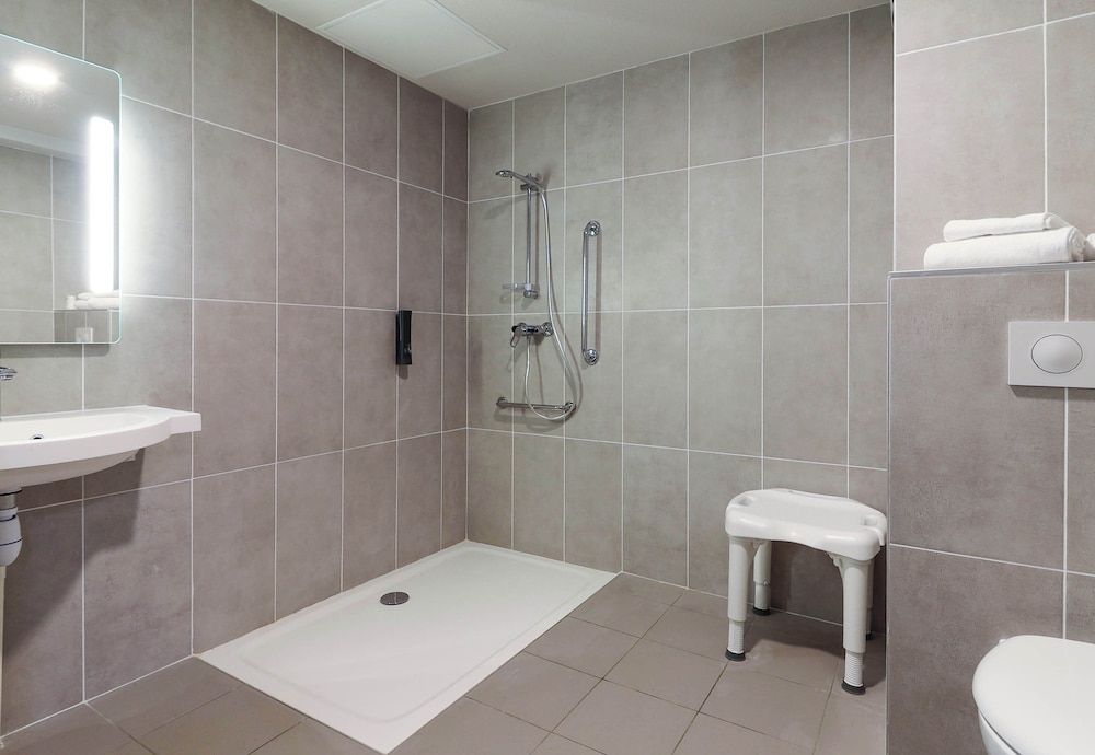 B&B HOTEL Le Creusot Montchanin Double Room, Mobility Accessible, Non Smoking 6