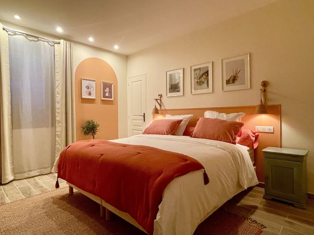 Traditional Room