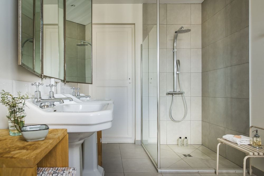 LE LANTERNON Panoramic Room 4