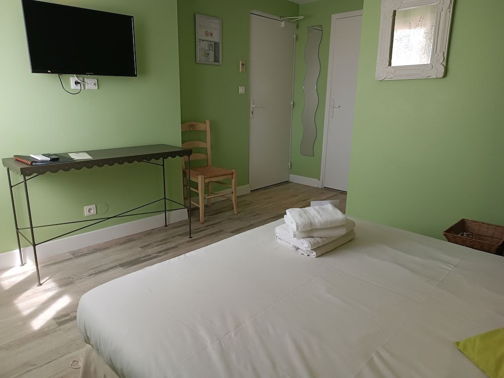 Hôtel les calanques Classic Double Room 2