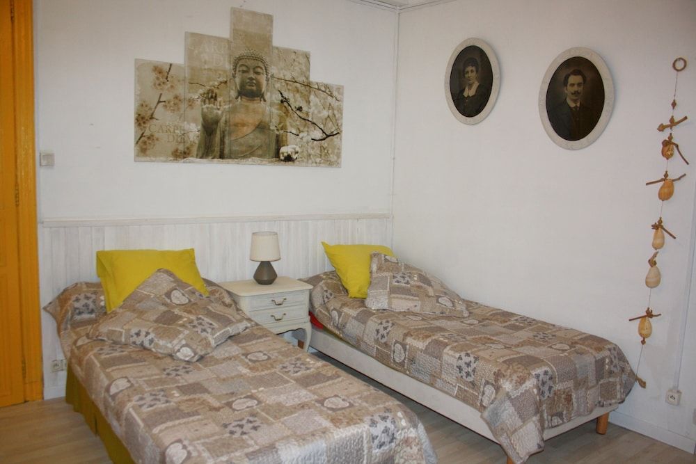 Mas de Bellegou B&B Twin Room 2