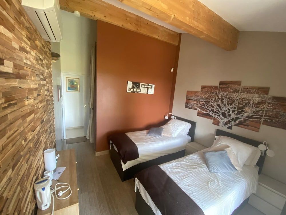Luxury Double or Twin Room, 1 Bedroom, Non Smoking, Partial Sea View